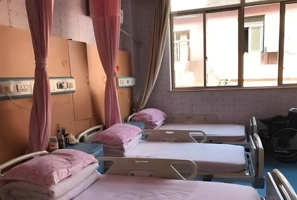深圳入户那家机构最好_陈佩斯电影《戏台》：嬉笑过后，无尽悲凉 保障更是安心令人医疗
